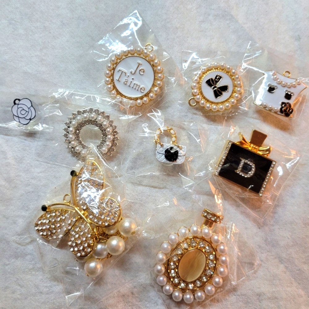 Crocs charms